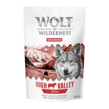 180g Wolf of Wilderness Wild Bites kutyasnack - Új: MINI High Valley - marha & csirke (kis kockák) kép