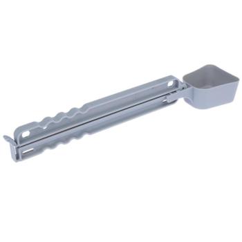 zooplus Basics zárócsipesz kanállal kutyáknak, macskáknak - 1 db kép