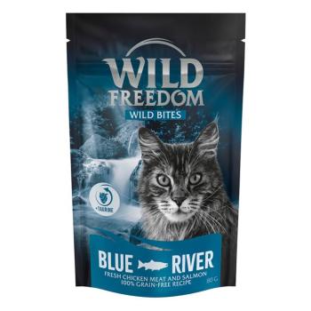 3x80g Wild Freedom Wild Bites Blue River - csirke & lazac gabonamentes macskasnack kép