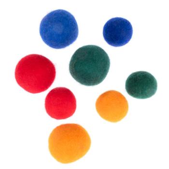 zooplus Basics filclabdák macskajáték 8 darabos szettben (4 x Ø 4 cm, 4 x Ø 3 cm) kép